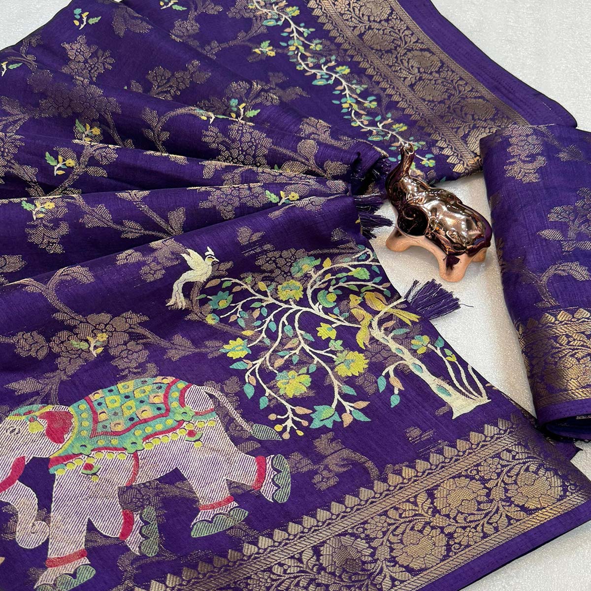 Exquisite Royal Purple Floral Weaving Tusser Jacquard Silk Saree With Elephant Motif Pallu