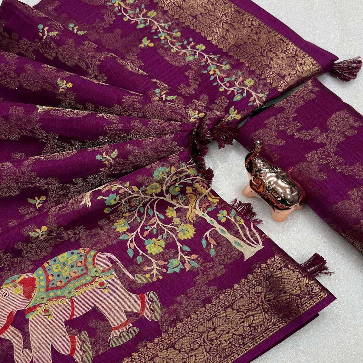 Exquisite Wine Floral Weaving Tusser Silk Jacquard Saree Highlighted With Elephant Motif Pallu