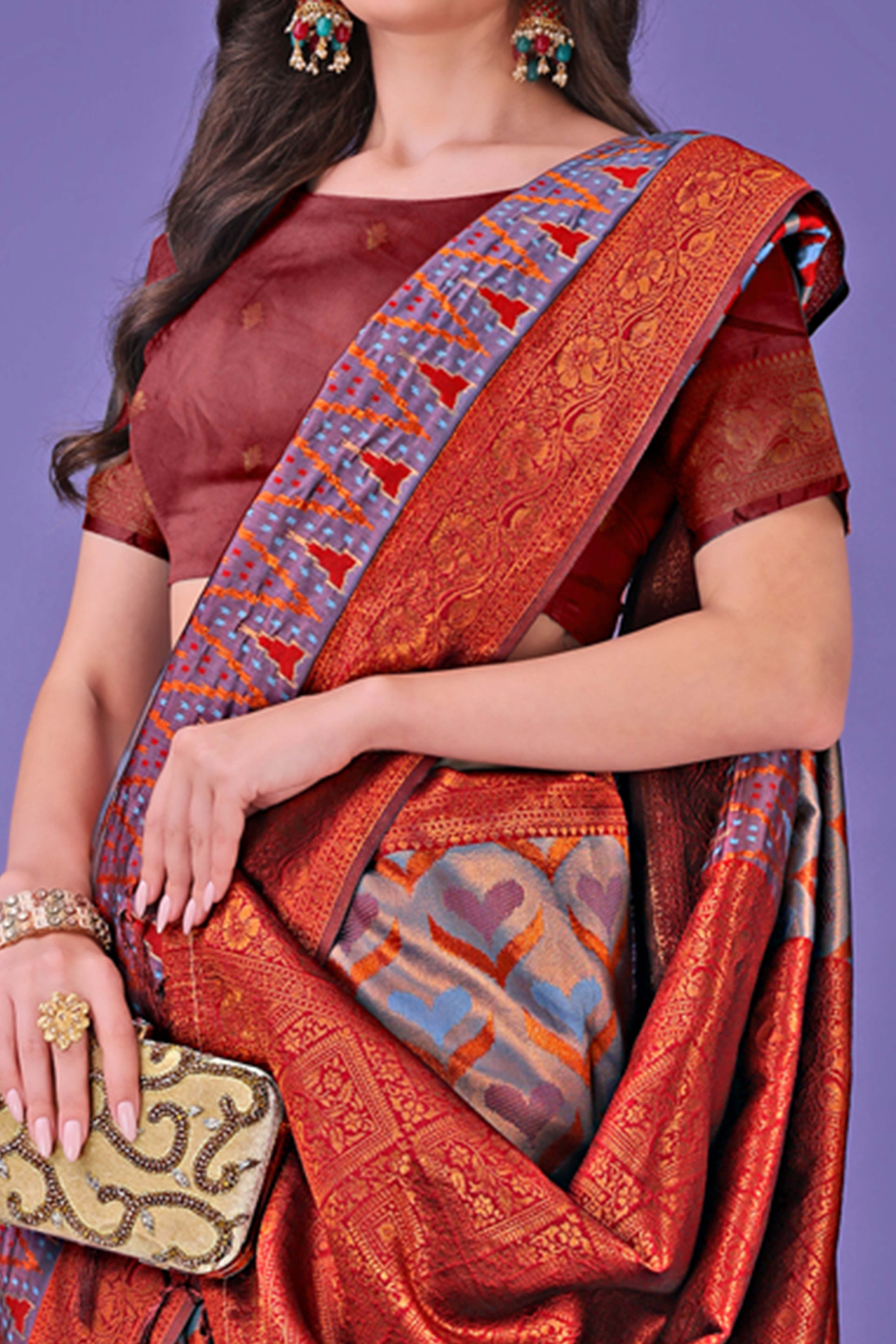 Grey Heart Motif Zari Woven Lichi Cotton Silk Saree With Flowing Tassels