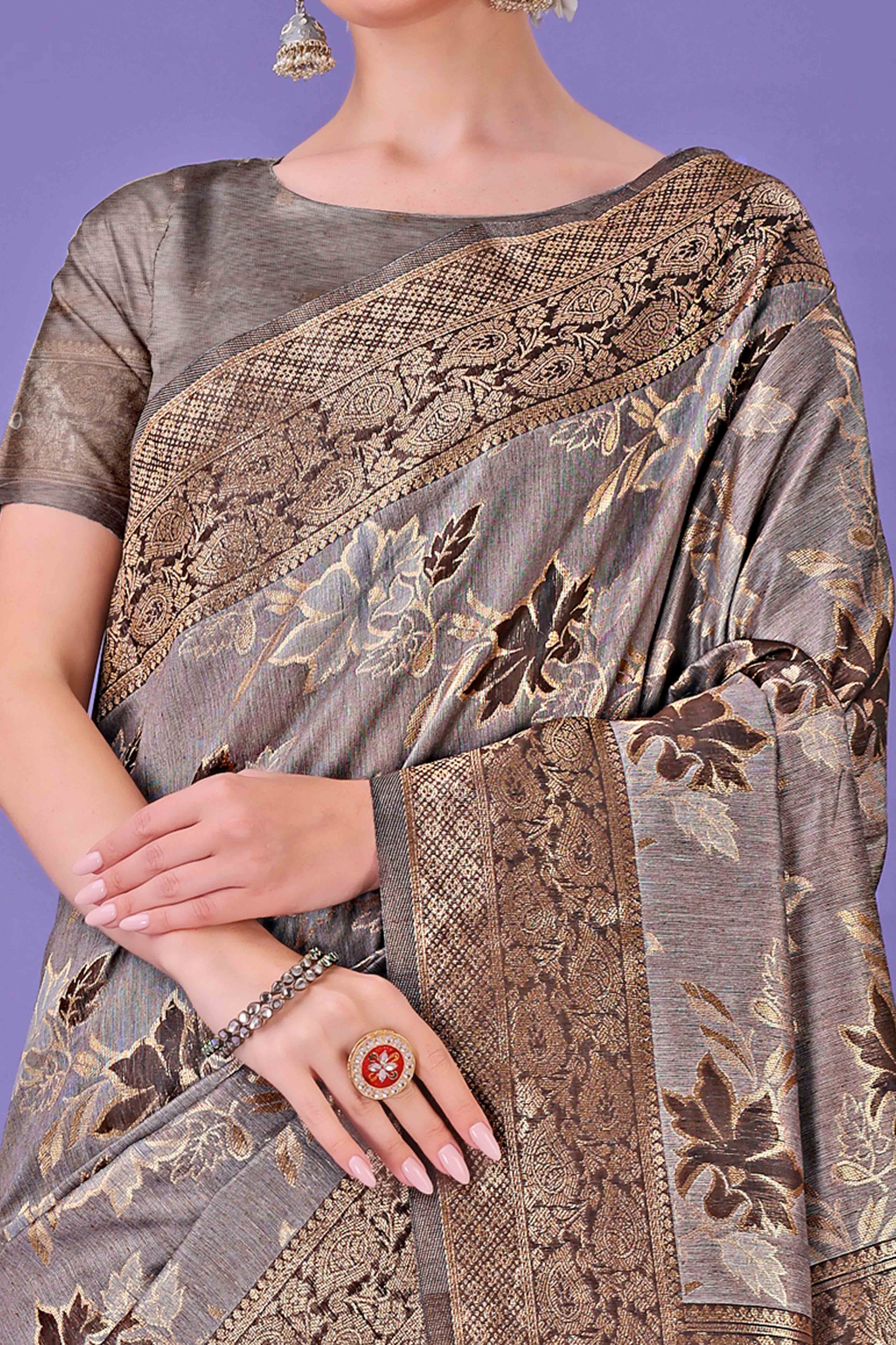 Grey Floral Zari Woven Saree in a Lustrous Cotton Silk Blend