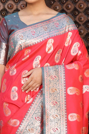 Designer Red Silk Blend Saree with Timeless Paisley Pattern in Zari Weaving