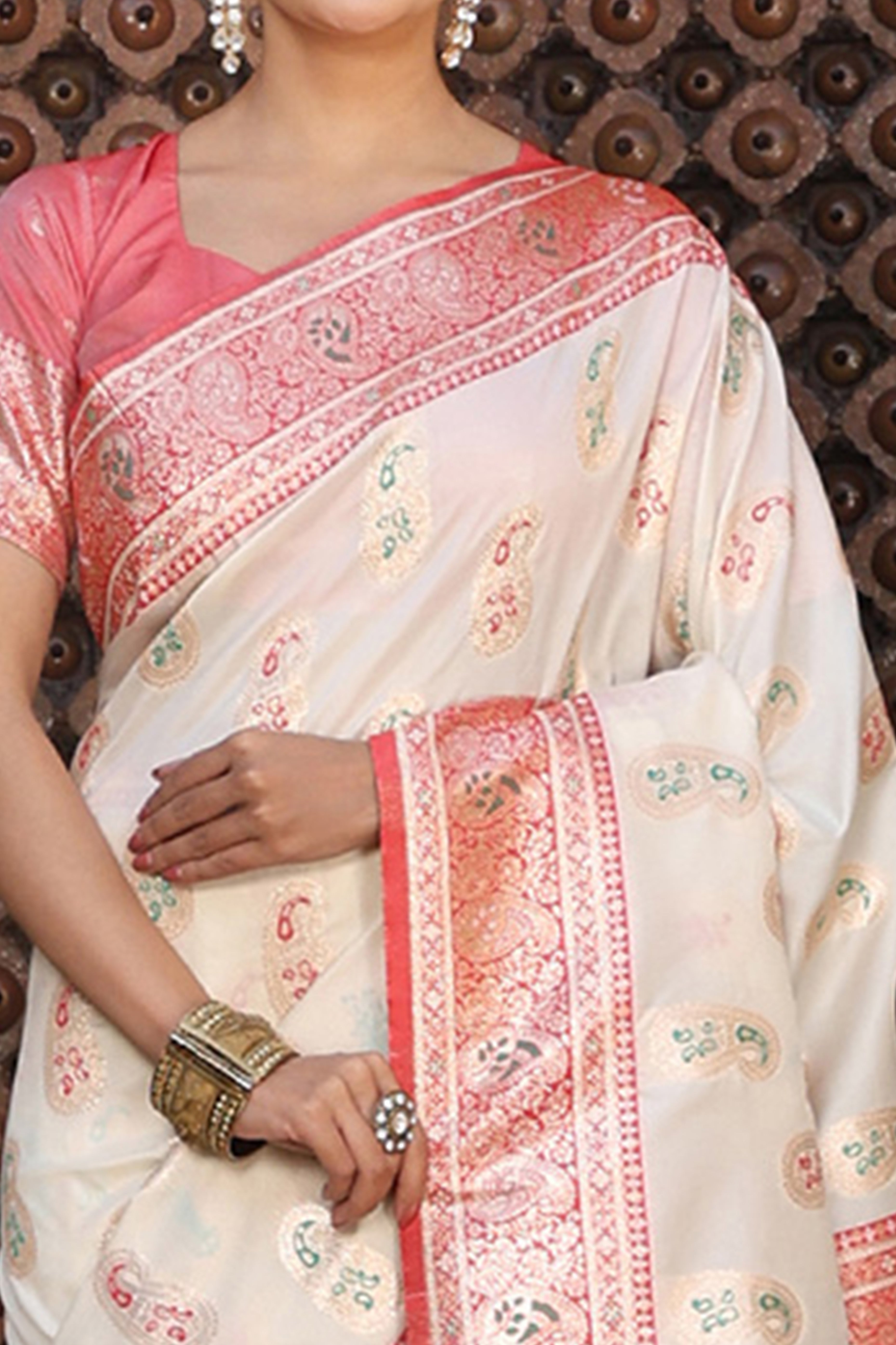 Designer Cream Silk Blend Saree with Timeless Paisley Pattern in Zari Weaving
