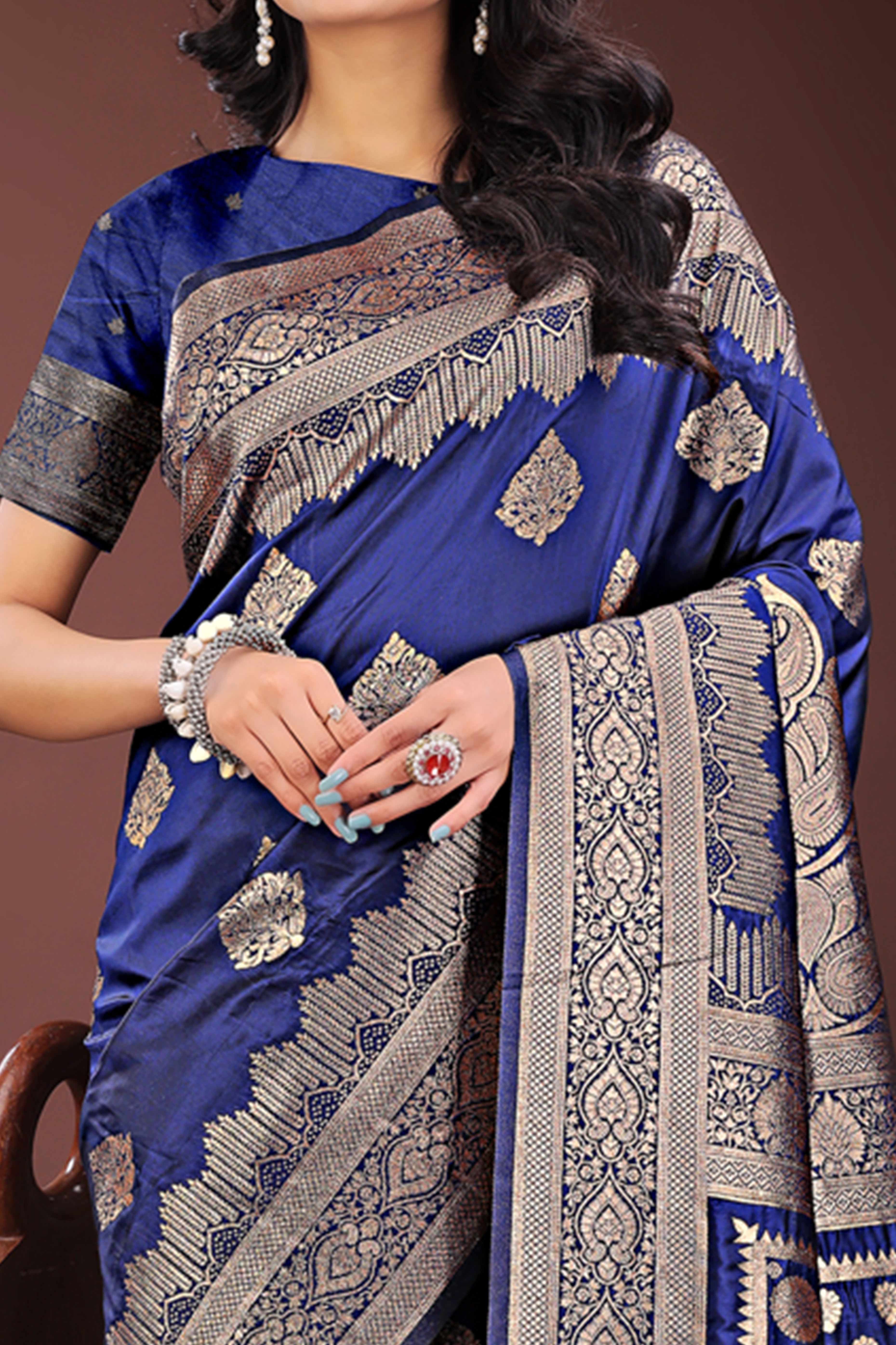 Elegant Navy Blue Floral Zari Woven Kanjivaram Silk Saree Crafted for Timeless Festive Glamour