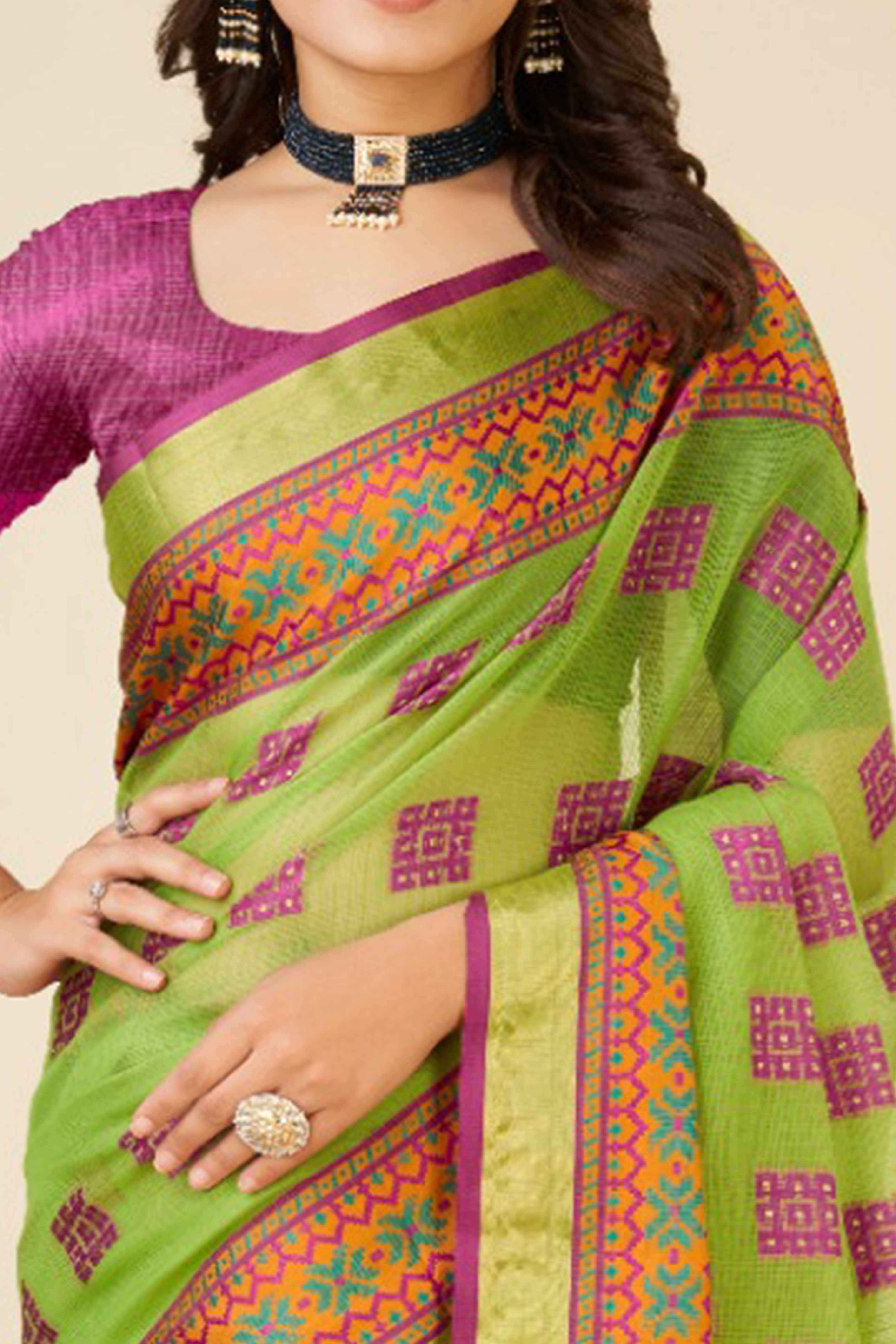 Green Zari Weaving Cotton Blend Saree