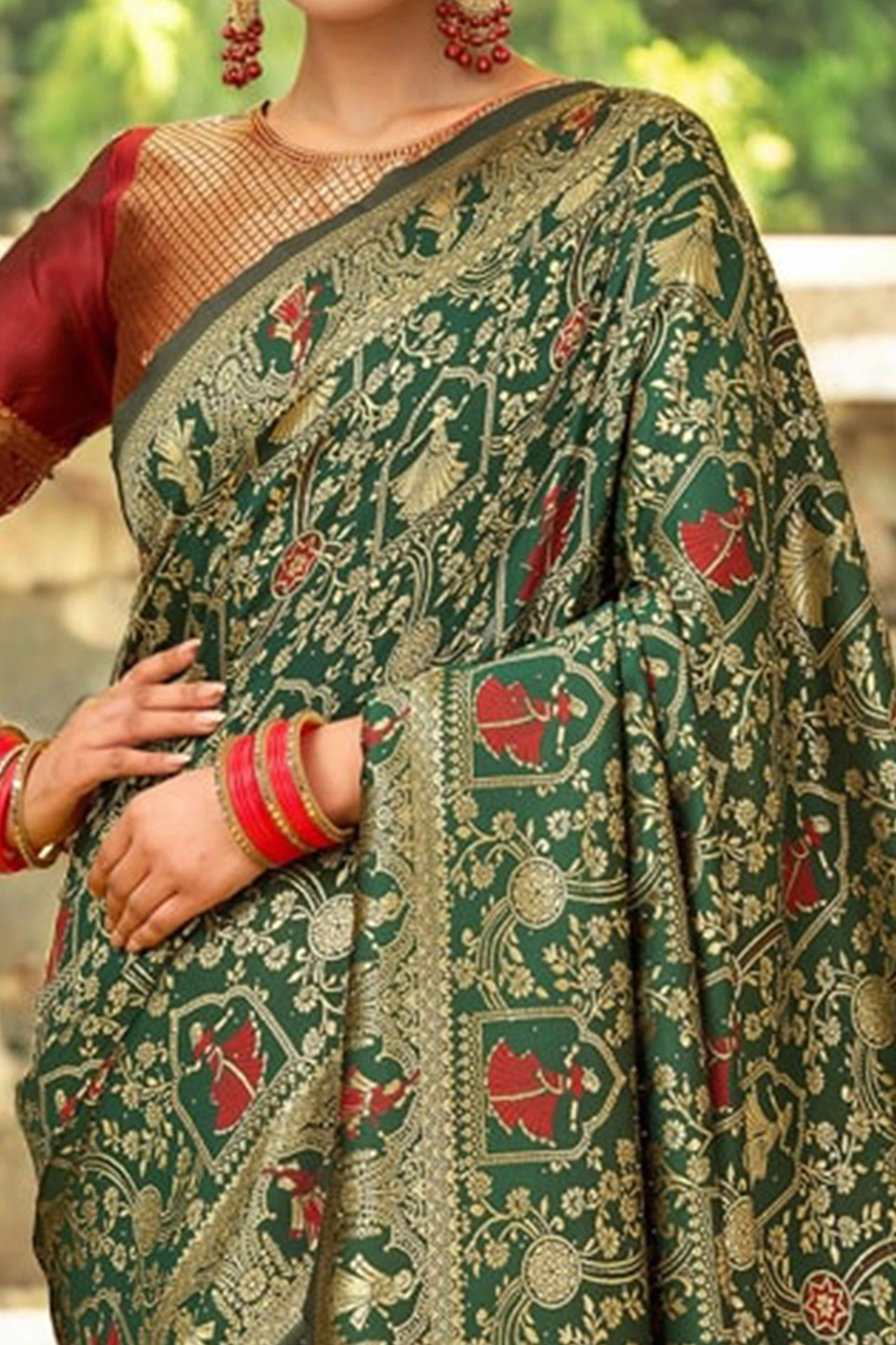 Dark Green Paithani Saree In Silk Blend Highlighted With Floral Weaving & Tasselled Edge