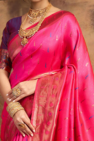 Pink Silk Blend Paithani Saree Adorned With Zari Weaving & Peacock Motif Pallu