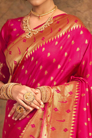 Pink Paithani Saree In Silk Blend Highlighted With Zari Woven Peacock & Floral Motifs