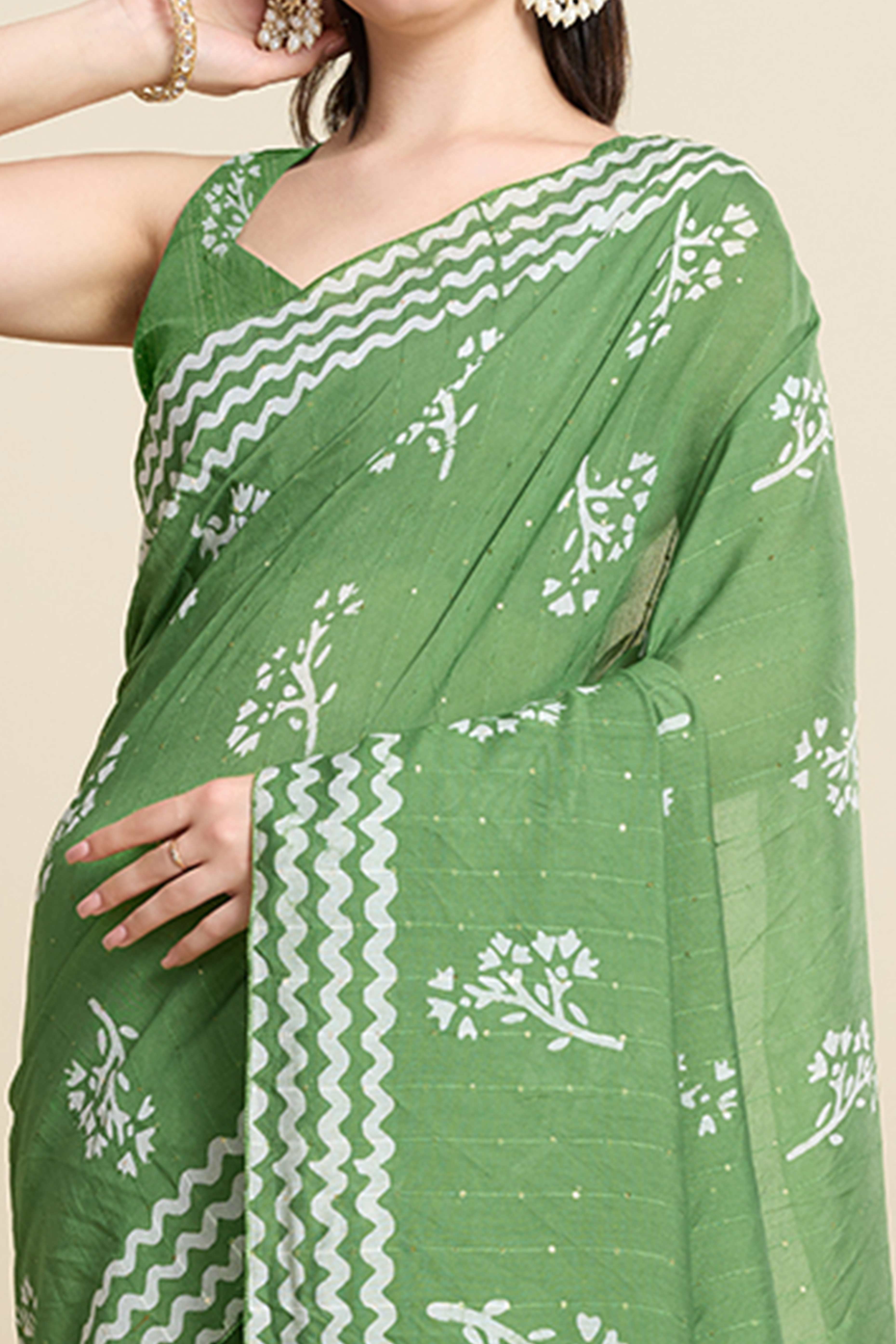 Green Cotton Blend Saree Featuring Floral Prints and Elegant Sequins Work Accents