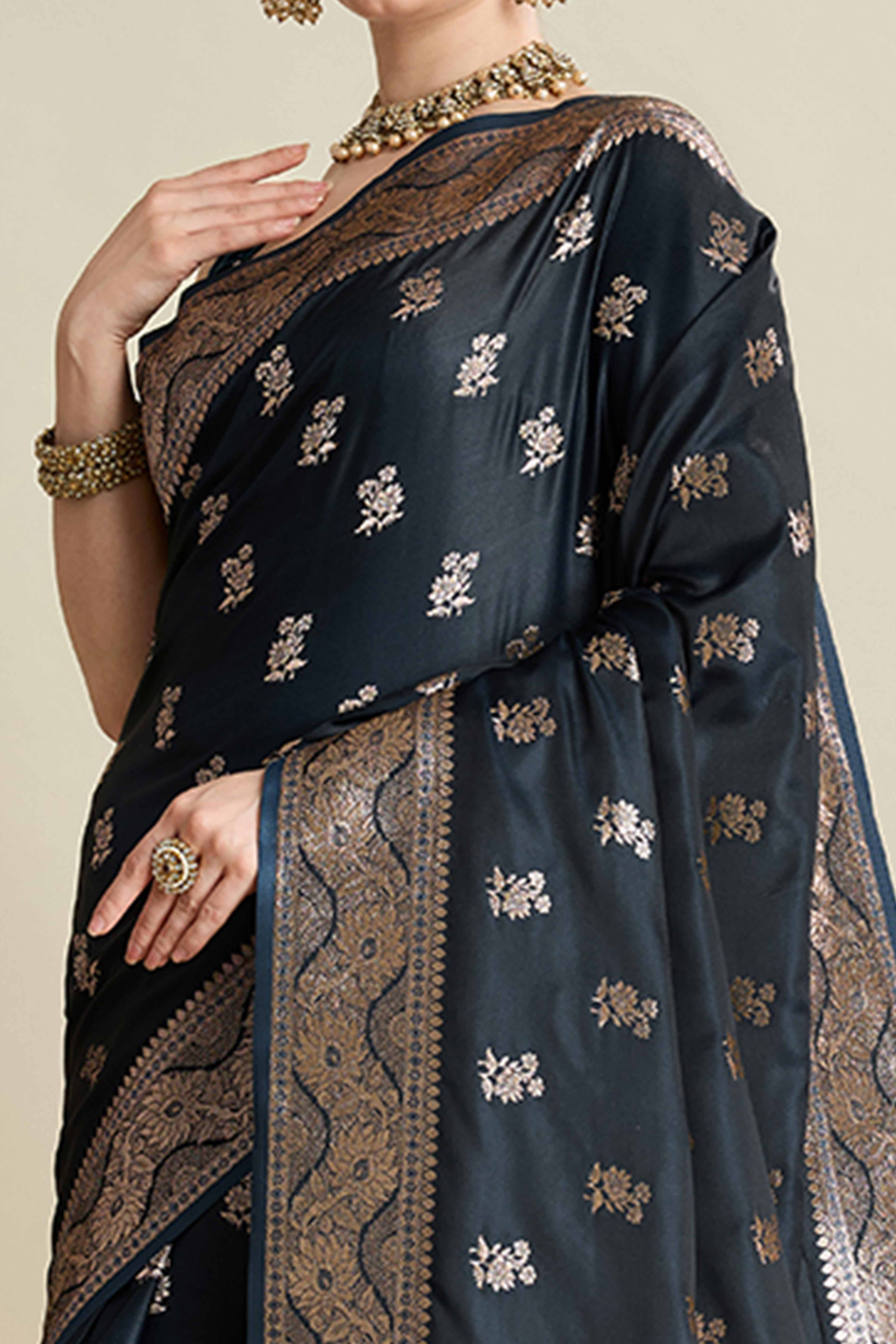 Black Pure Silk Saree Featuring Traditional Banarasi Zari Weaving Patterns