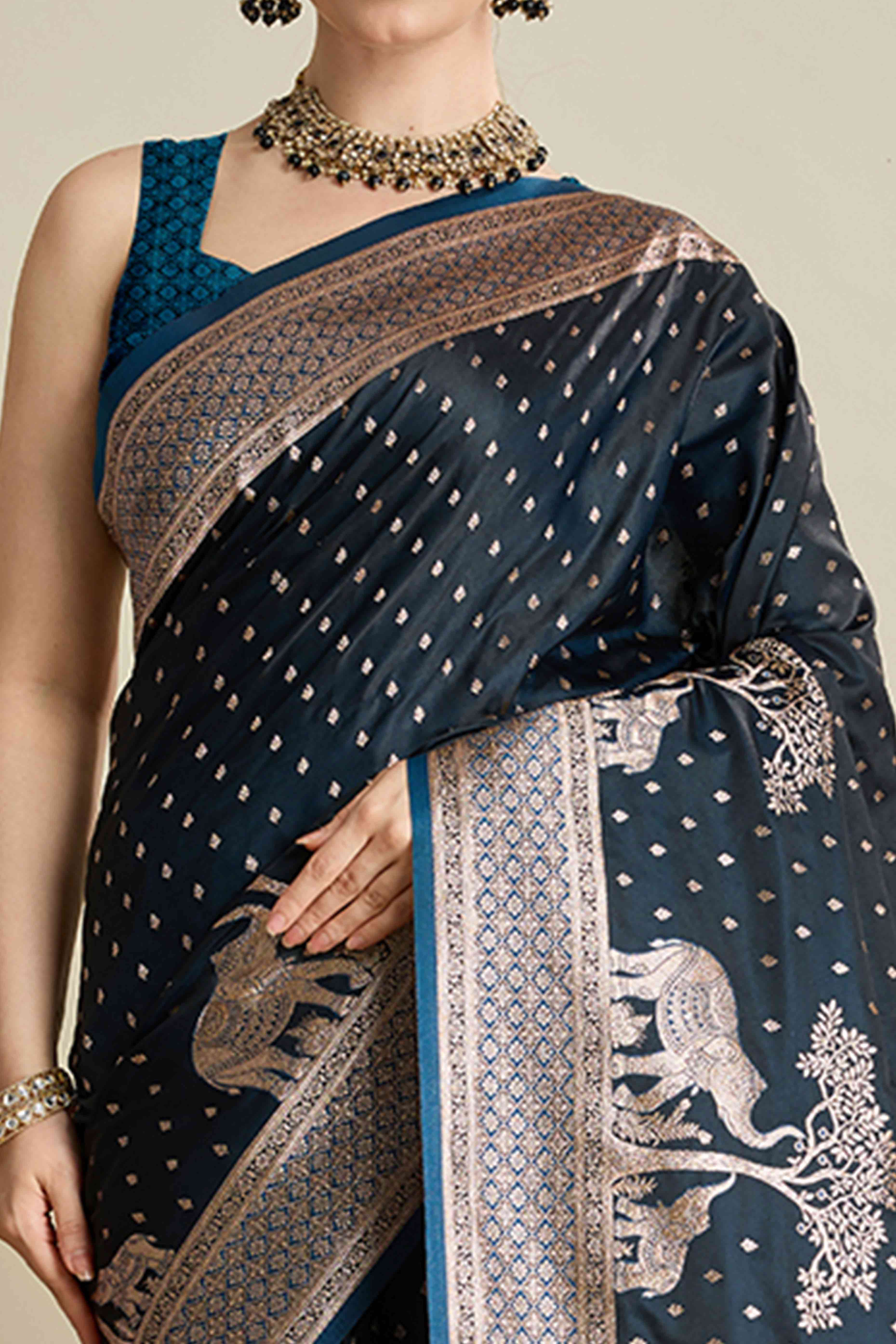 Blue Pure Silk Saree Featuring Traditional Banarasi Zari Weaving Patterns