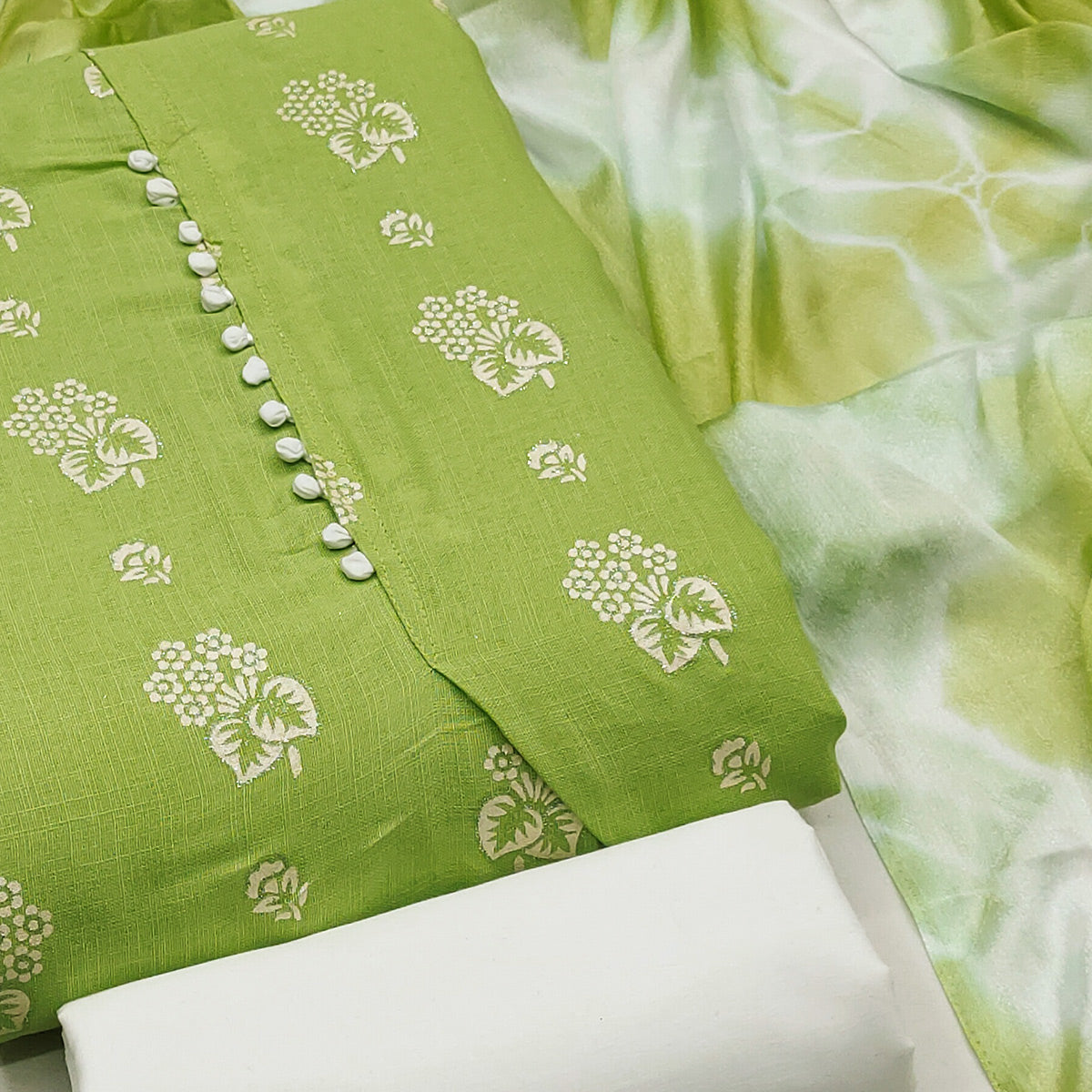 Exquisite Green Floral Printed Cotton Blend Dress Material