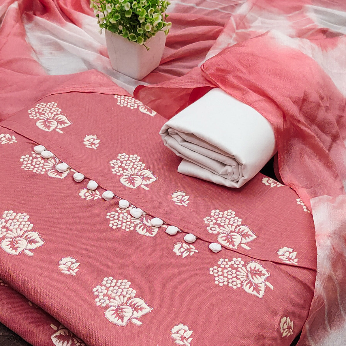 Graceful Peach Floral Print In Cotton Blend Dress Material