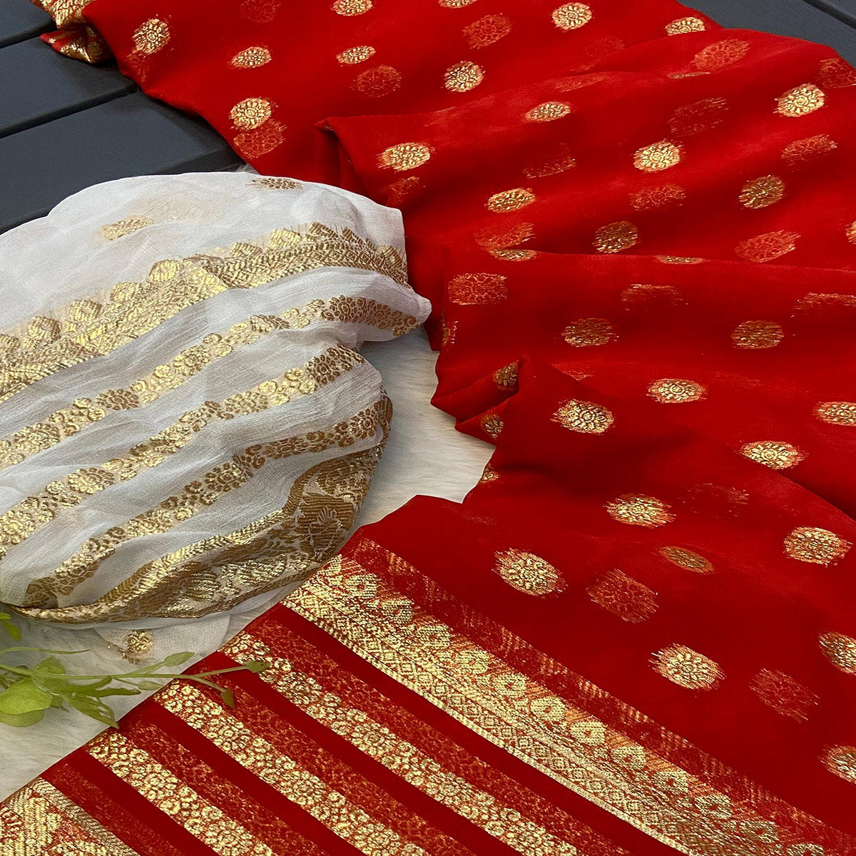 Red & White Zari Weaving Weaving Georgette Saree