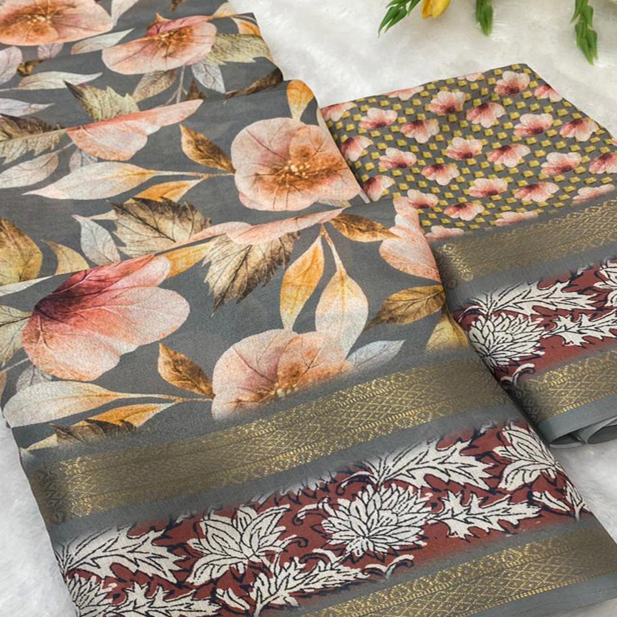 Grey Floral Moss Georgette Saree with Elegant Drape & Soft Texture