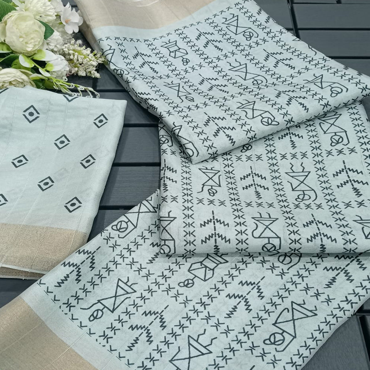 Grey Digital Printed Dola Silk Saree With Jacquard Zari Border