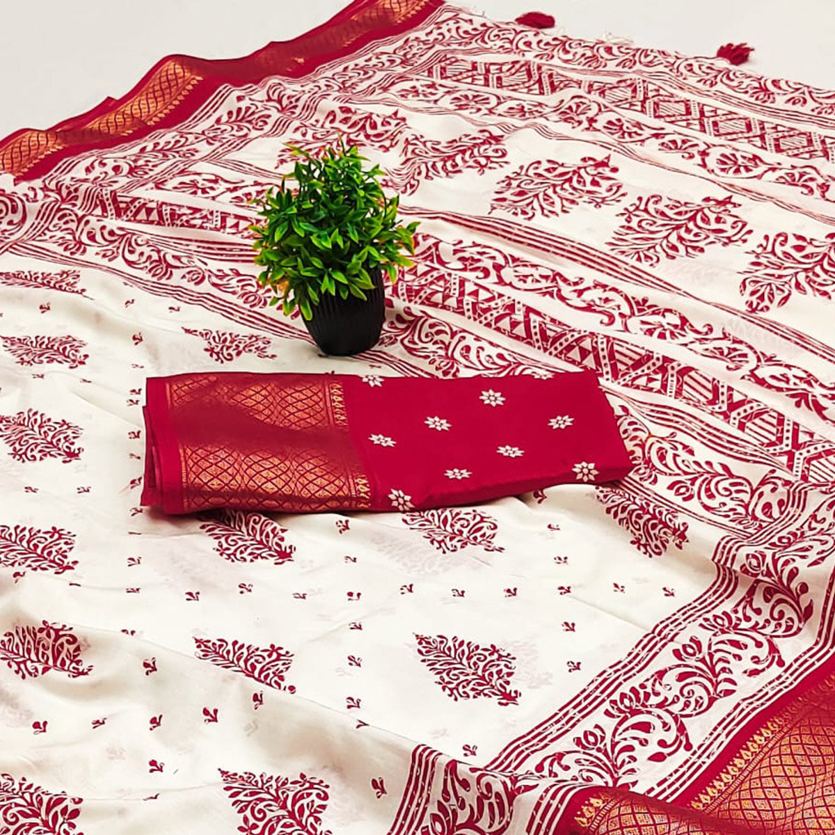 Offwhite & Red Floral Printed Dola Silk Saree With Intricate Woven Border