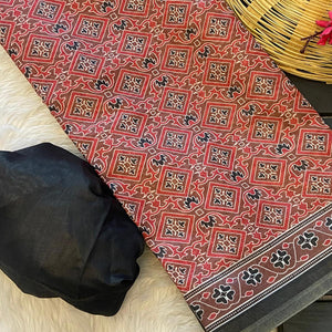 Red & Black Geometric Printed Linen Saree With Zari Border