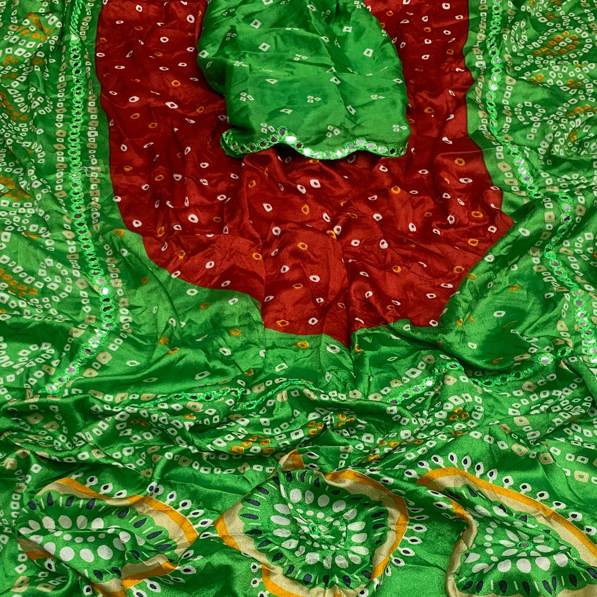 Red & Green Bandhani Printed Chiffon Saree With Mirror Border