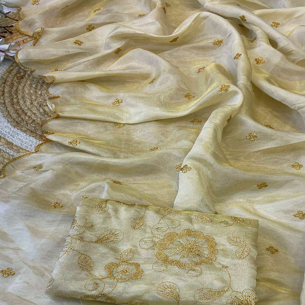 Lightweight Tissue Saree in Cream with Elegant Thread Embroidery