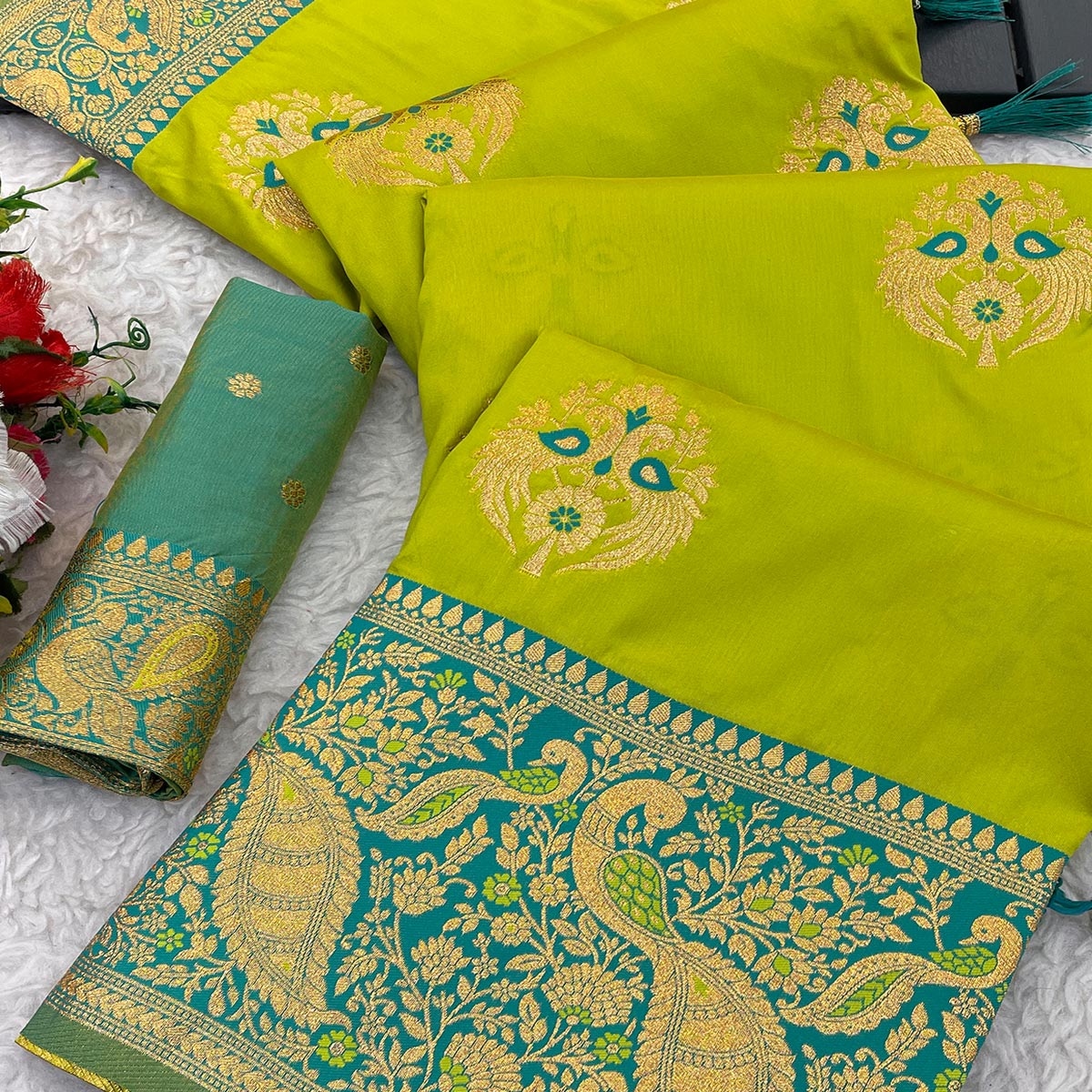 Green Banarasi Paithani Silk Saree With Floral Zari Weaving & Tassel Pallu