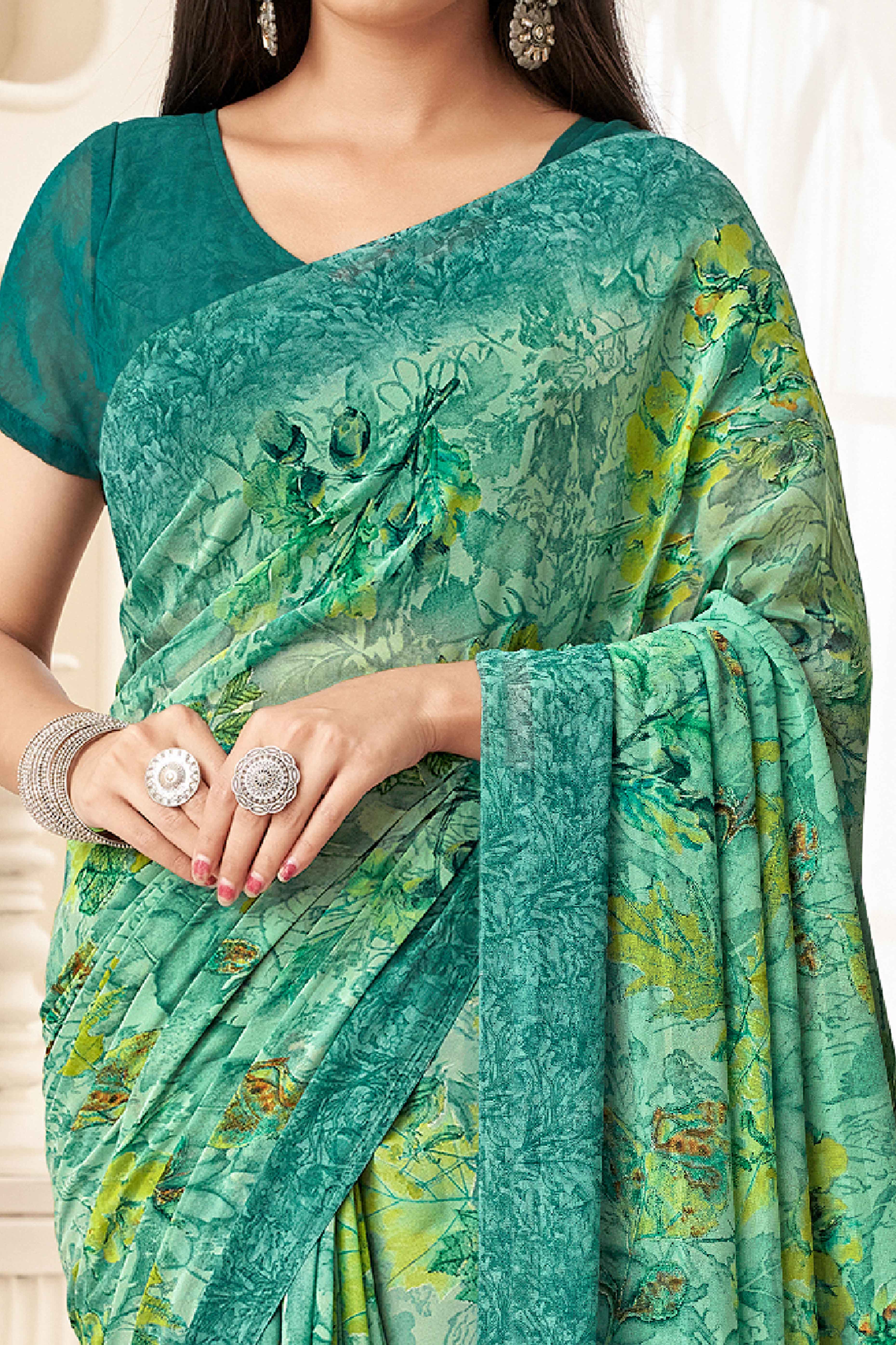 Green Georgette Saree With Delicate Floral Print