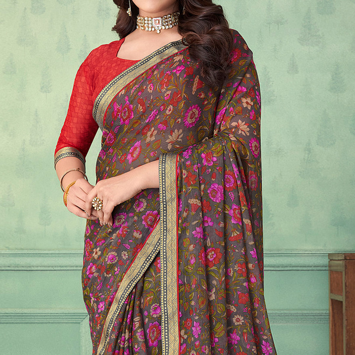 Grey Floral Printed Chiffon Saree With Lace Border