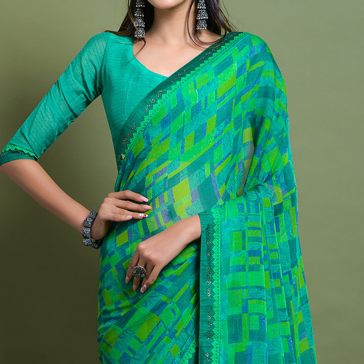 Green Geometric Printed Chiffon Saree