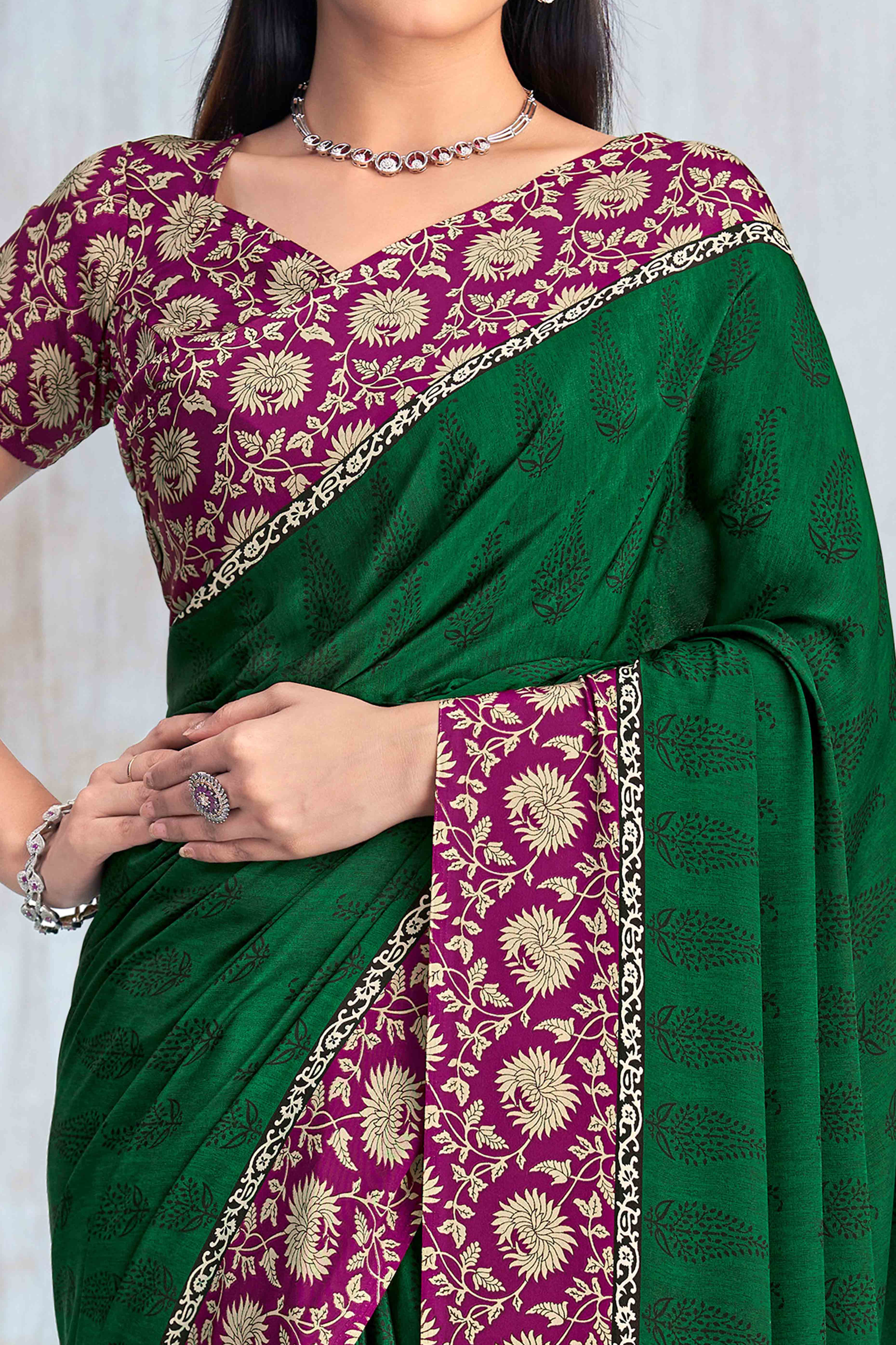 Green Crepe Silk Saree Featuring Delicate Floral Print Work