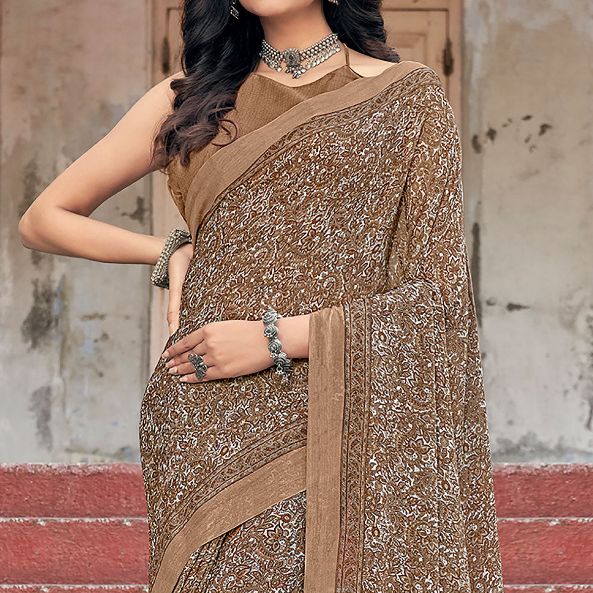 Chikoo Paisley Printed Chiffon Saree