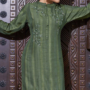 Green Floral Embroidered Rayon Kurti