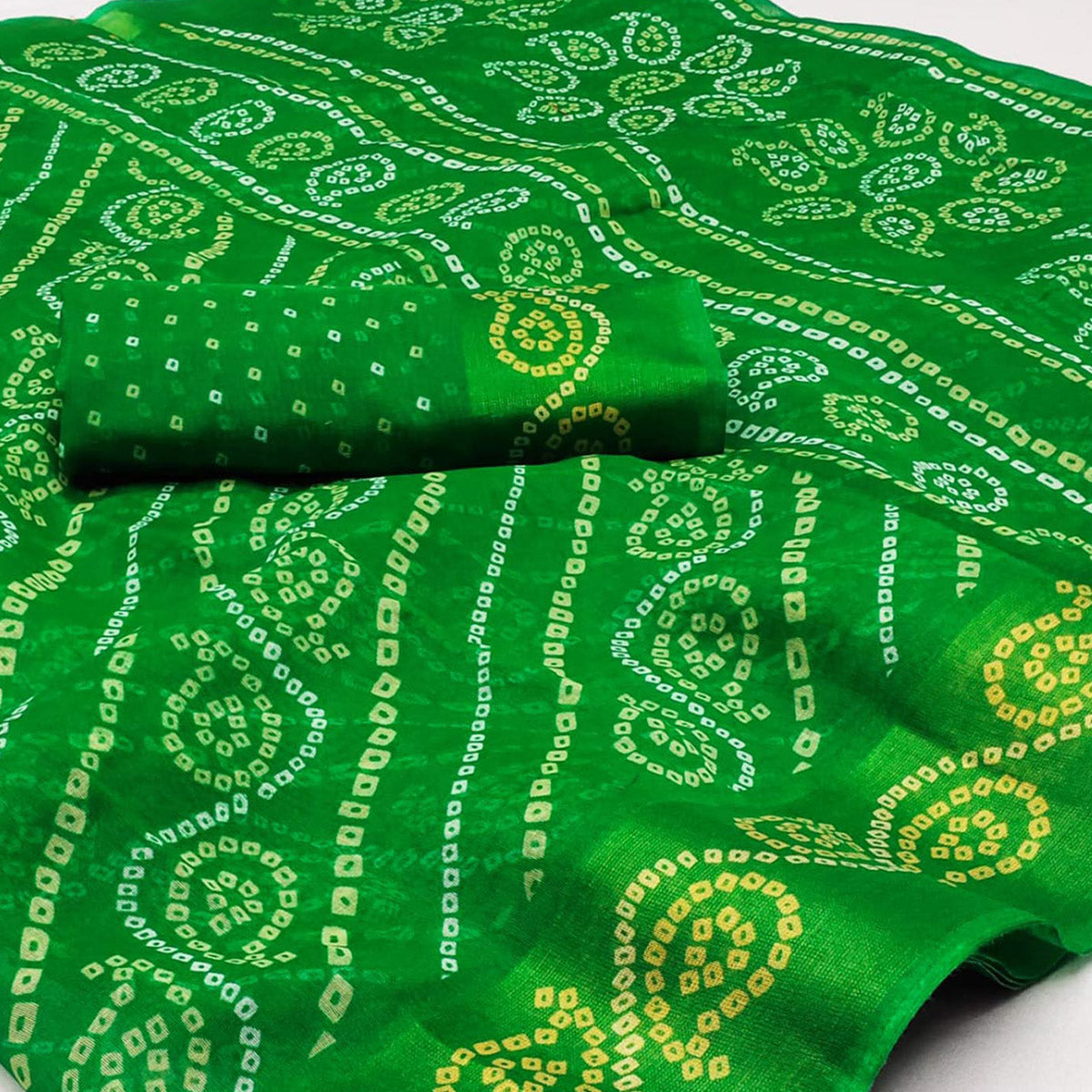 Green Bandhani Printed Cotton Blend Saree