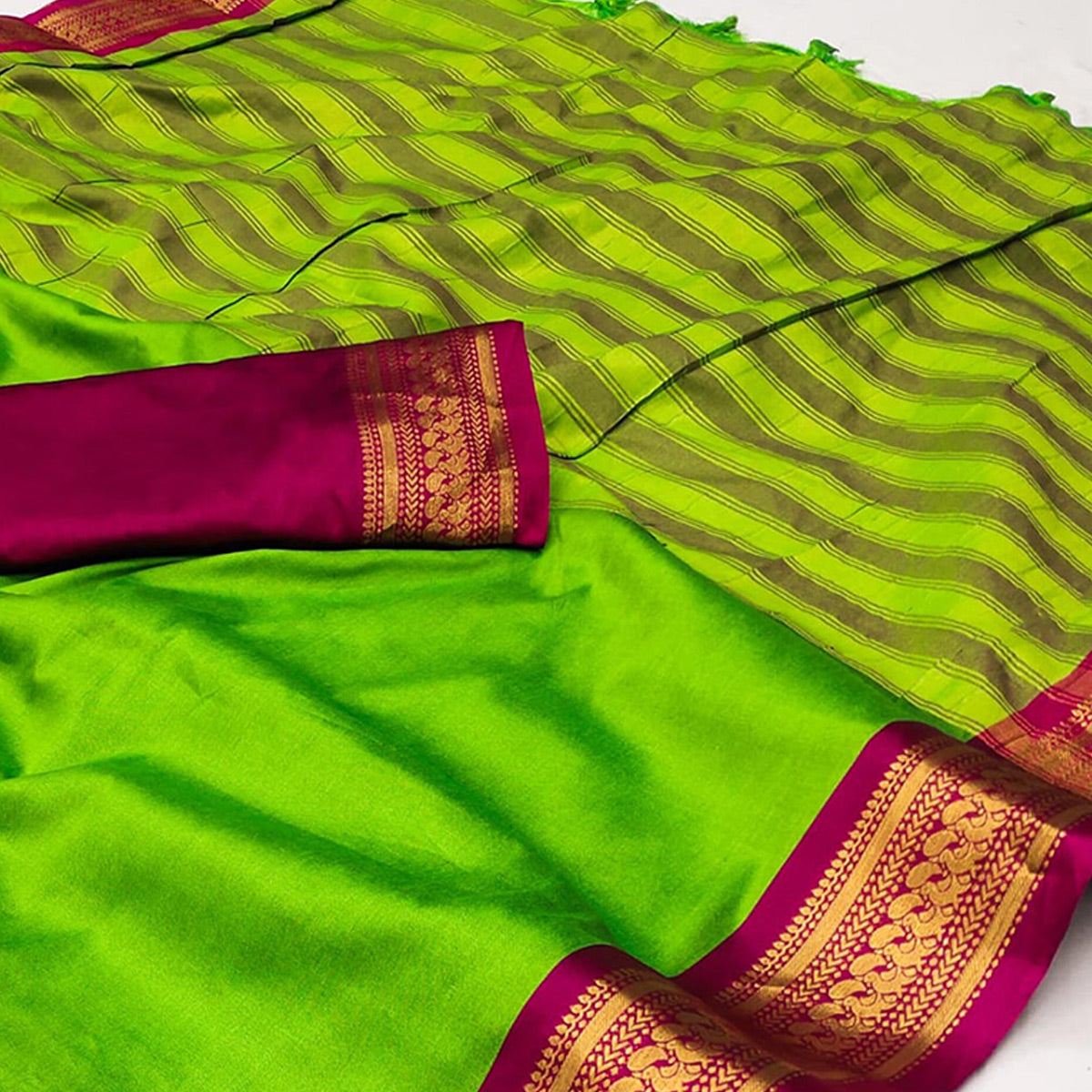 Parrot Green Solid Cotton Silk Saree With Jacquard Border