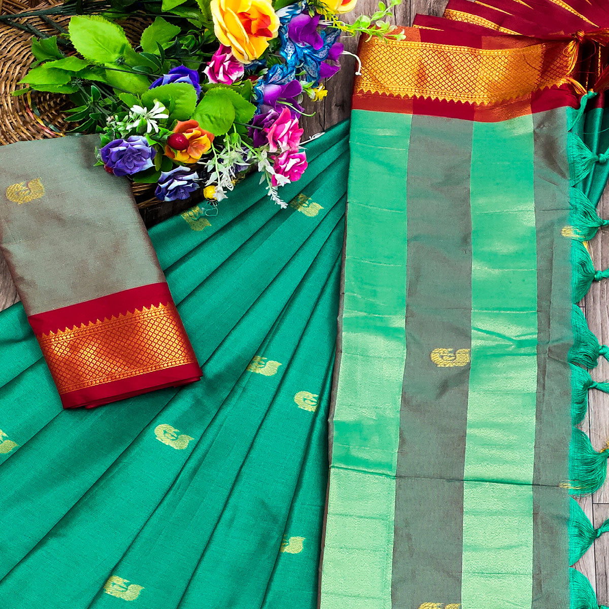Rama Green Butti Work Woven Cotton Silk Saree