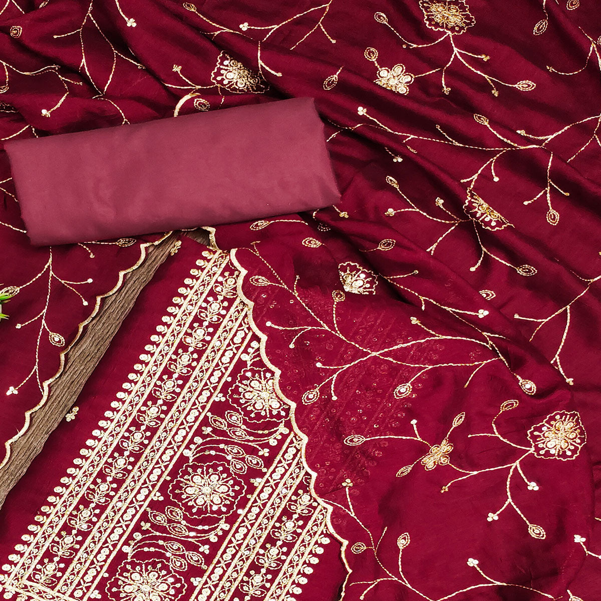 PDM-ANUSHKA-6180-MAROON