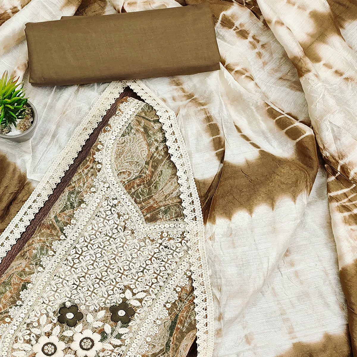 PDM-ANUSHKA-6188-BROWN