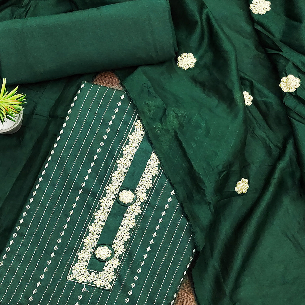 PDM-RAHEJA-6199-GREEN