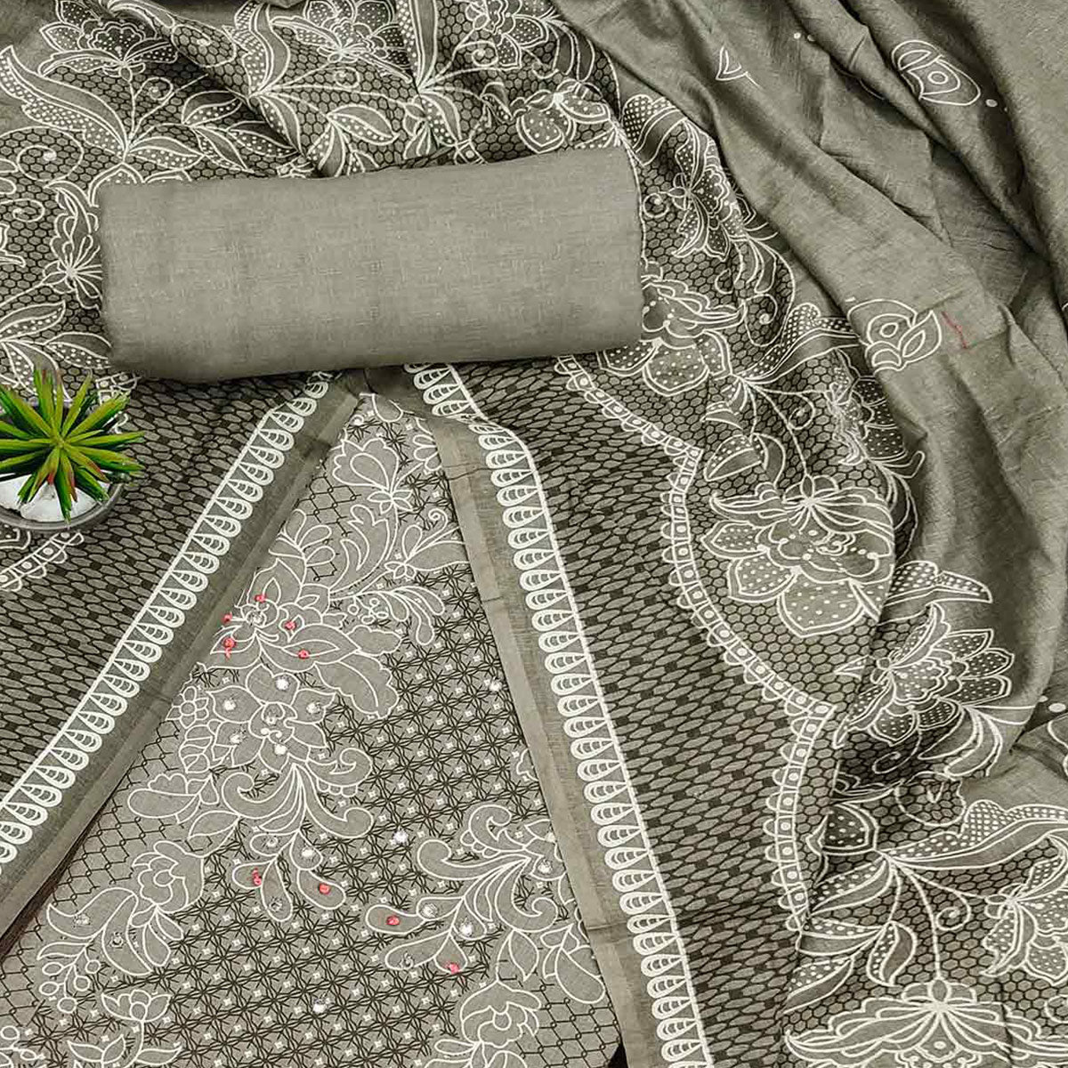 PDM-RAHEJA-6207-GREY