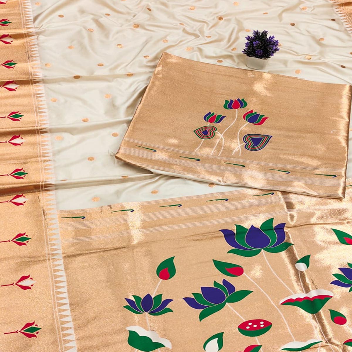 Graceful Off-White Woven Paithani Silk Saree Accented With Classic Floral Zari Weaving Work