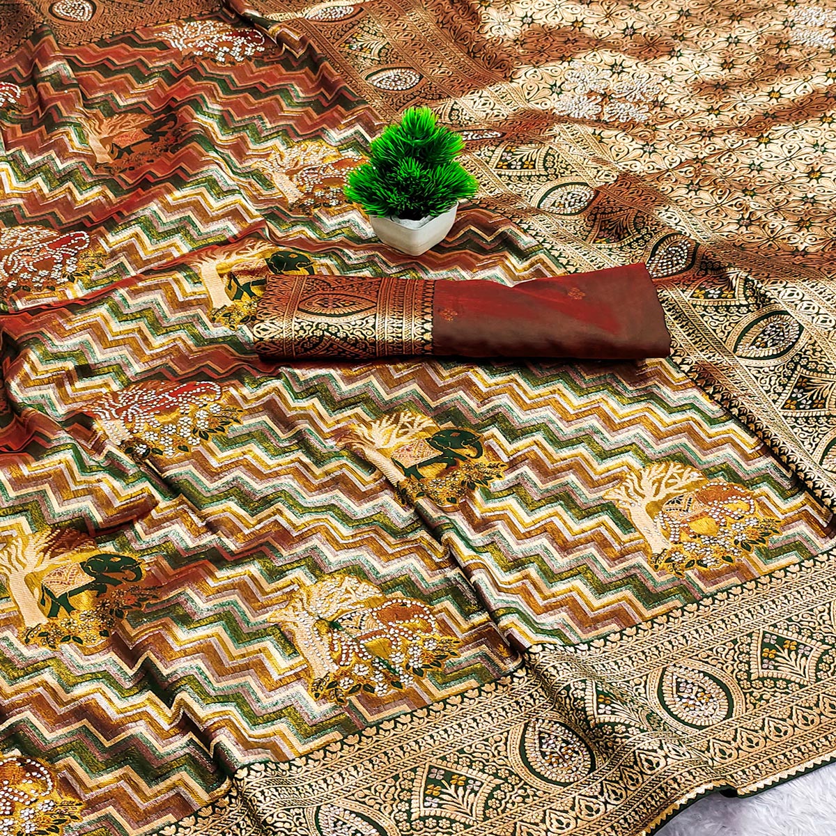 Rust Kanjivaram Silk Weaving Saree Accented With Exquisite Floral & Elephant Motif & Jarkan Work