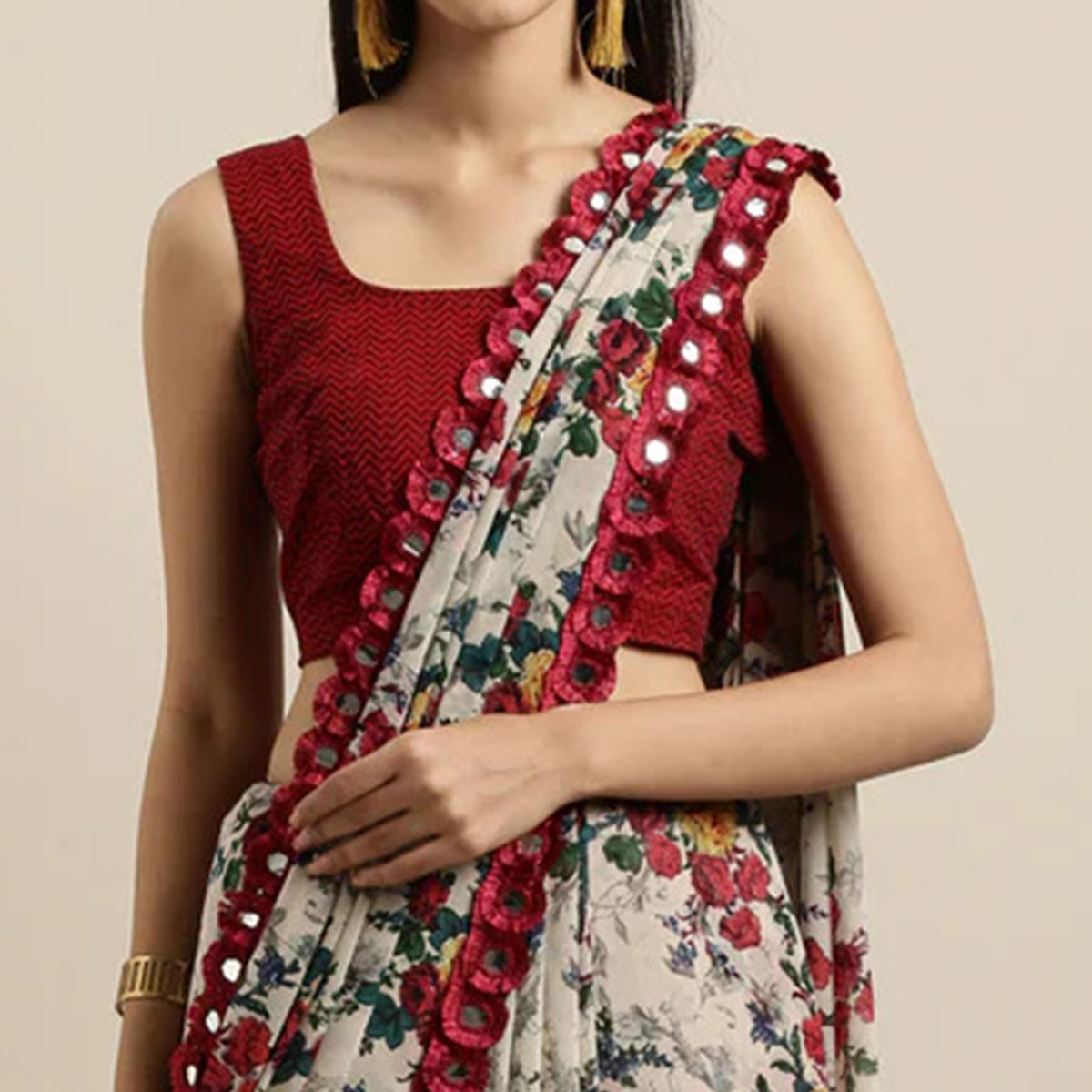 Off White Floral Printed Georgette Saree