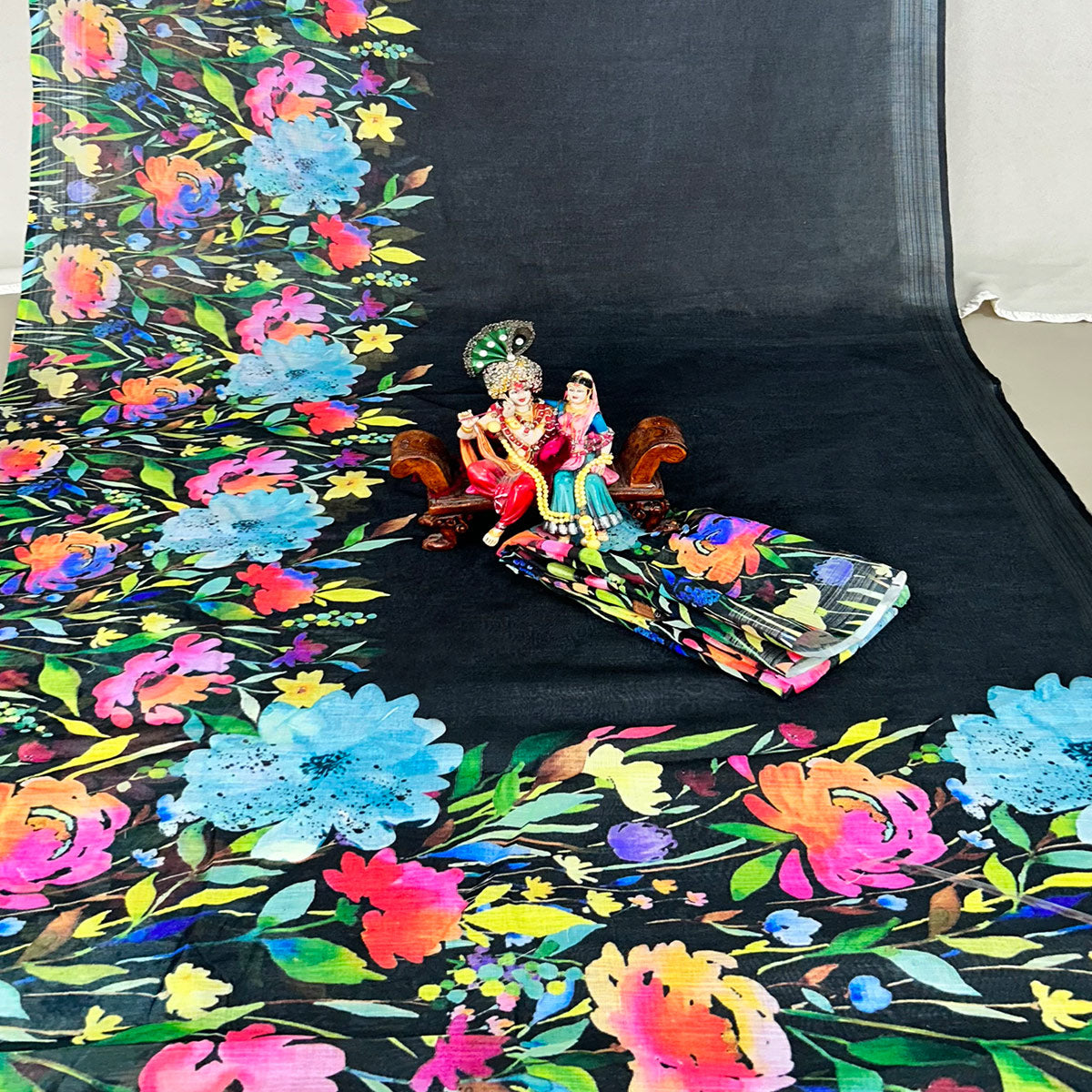 Black Floral Digital Printed Linen Saree