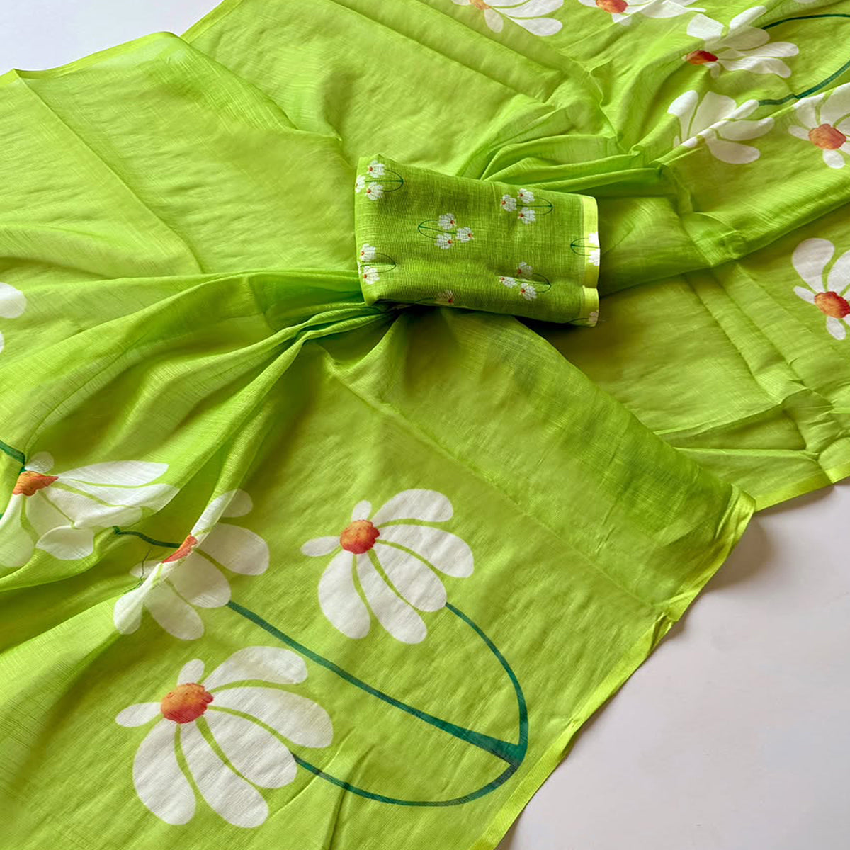 Graceful Green Linen Cotton Saree with Stylish Floral Prints for Effortless Elegance
