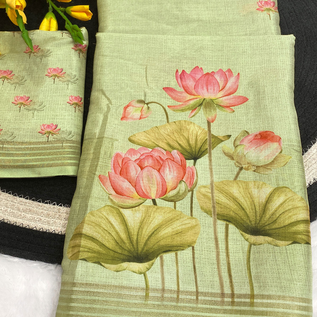 Green Cotton Blend Tusser Saree Adorned With Radha Krishna & Floral Print With Zari Border