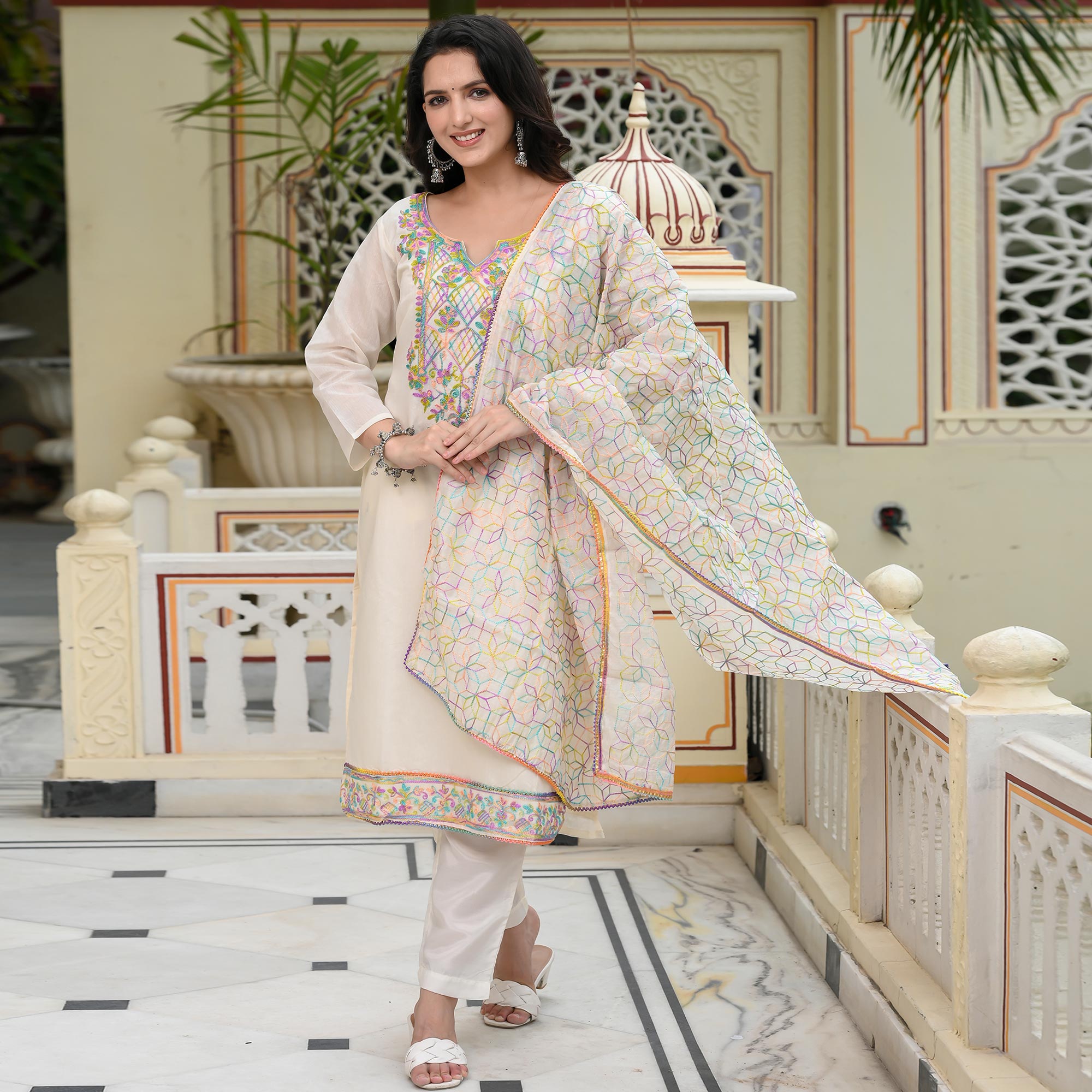 White Floral Embroidered Chanderi Salwar Suit