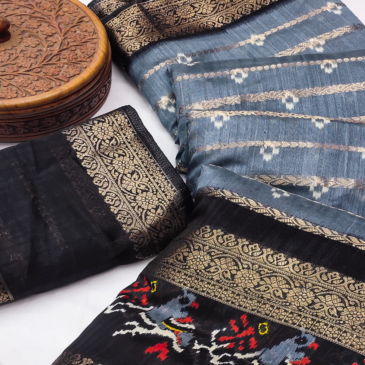 Grey & Black Ikkat Printed Dola Silk Saree With Elegant Weaving Work