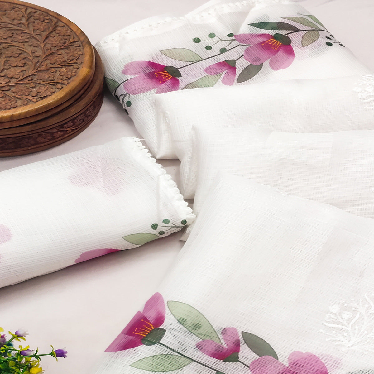 Elegant White Floral Printed Kota Doria Saree with Embroidered Detailing