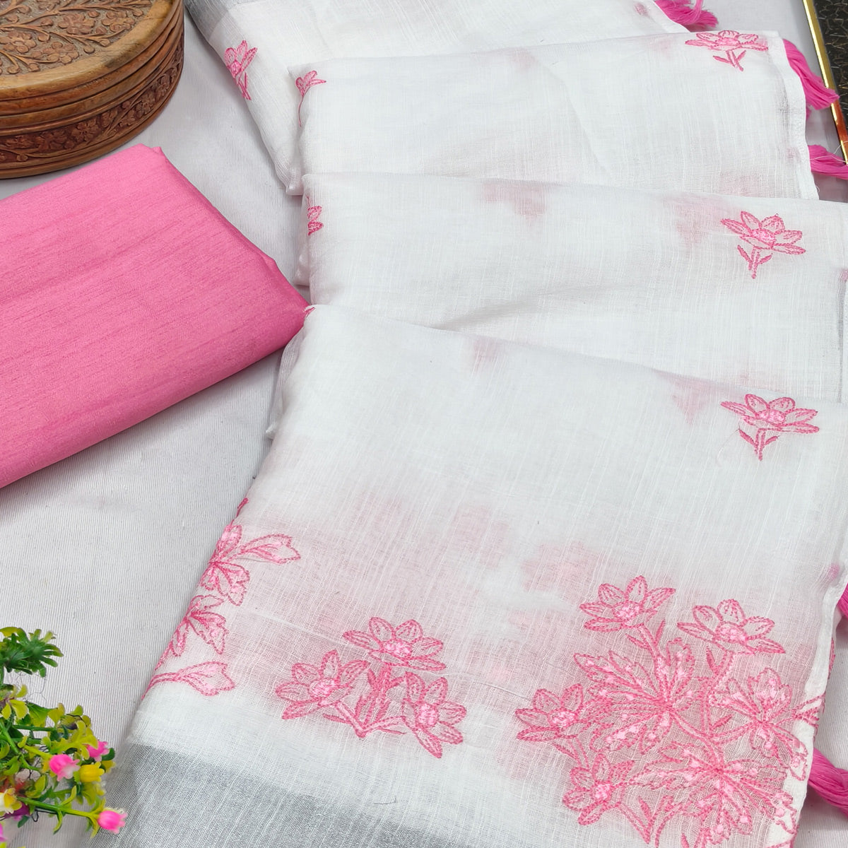 White & Baby pink Floral Embroidered Linen Saree Perfect for Festive Occasions