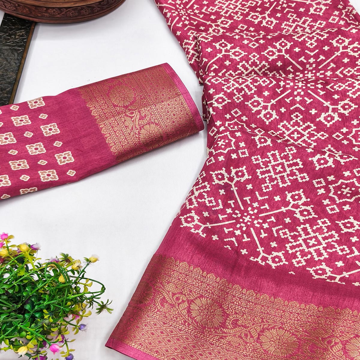 Contemporary Magenta Geometric Mill Printed Dola Silk Saree With Ornate Floral Zari Border