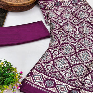 Charming Purple Mill Printed Crepe Silk Saree Adorned With Vibrant Floral Design