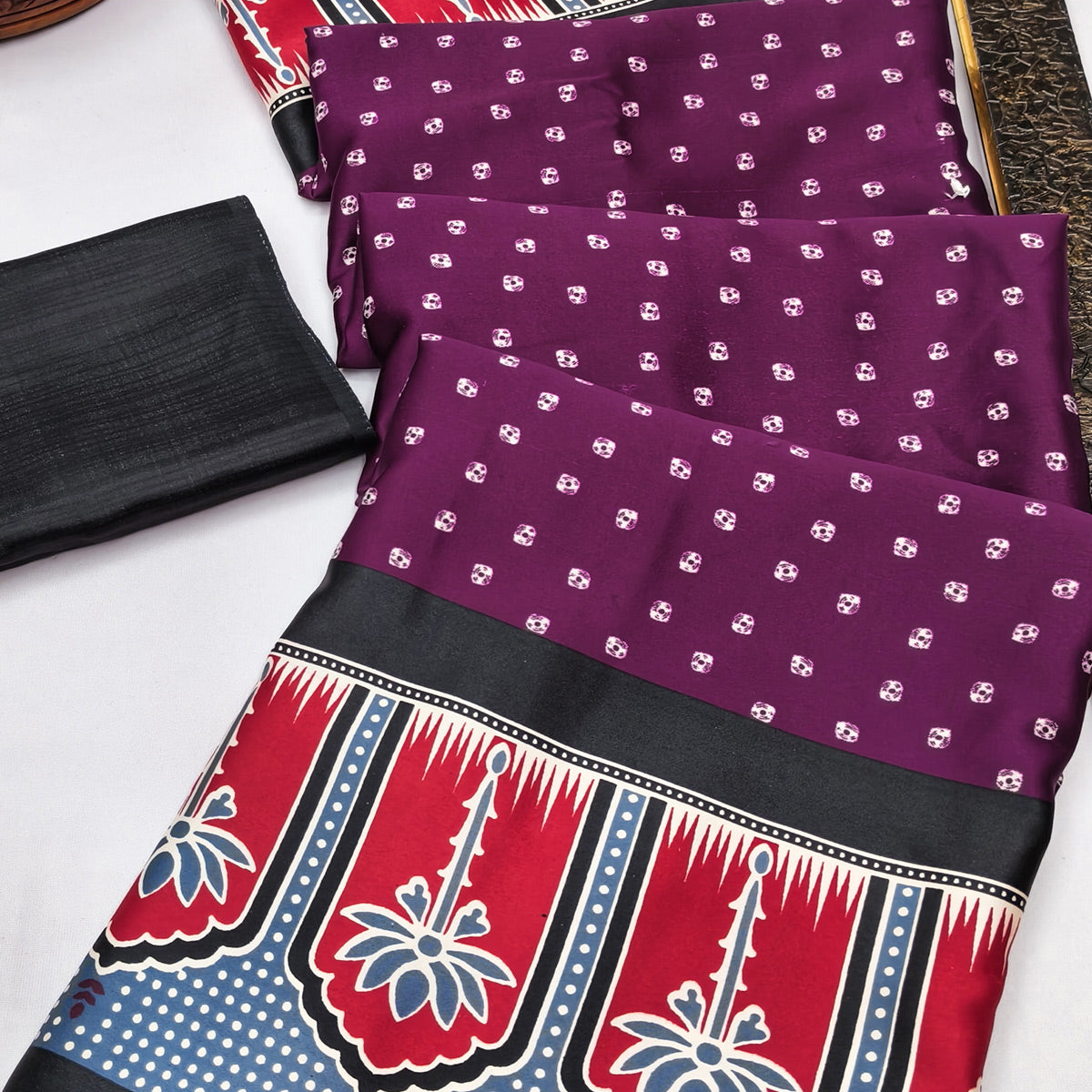 Classic Purple Crepe Silk Saree Enhanced with Bandhani Work for Timeless Appeal